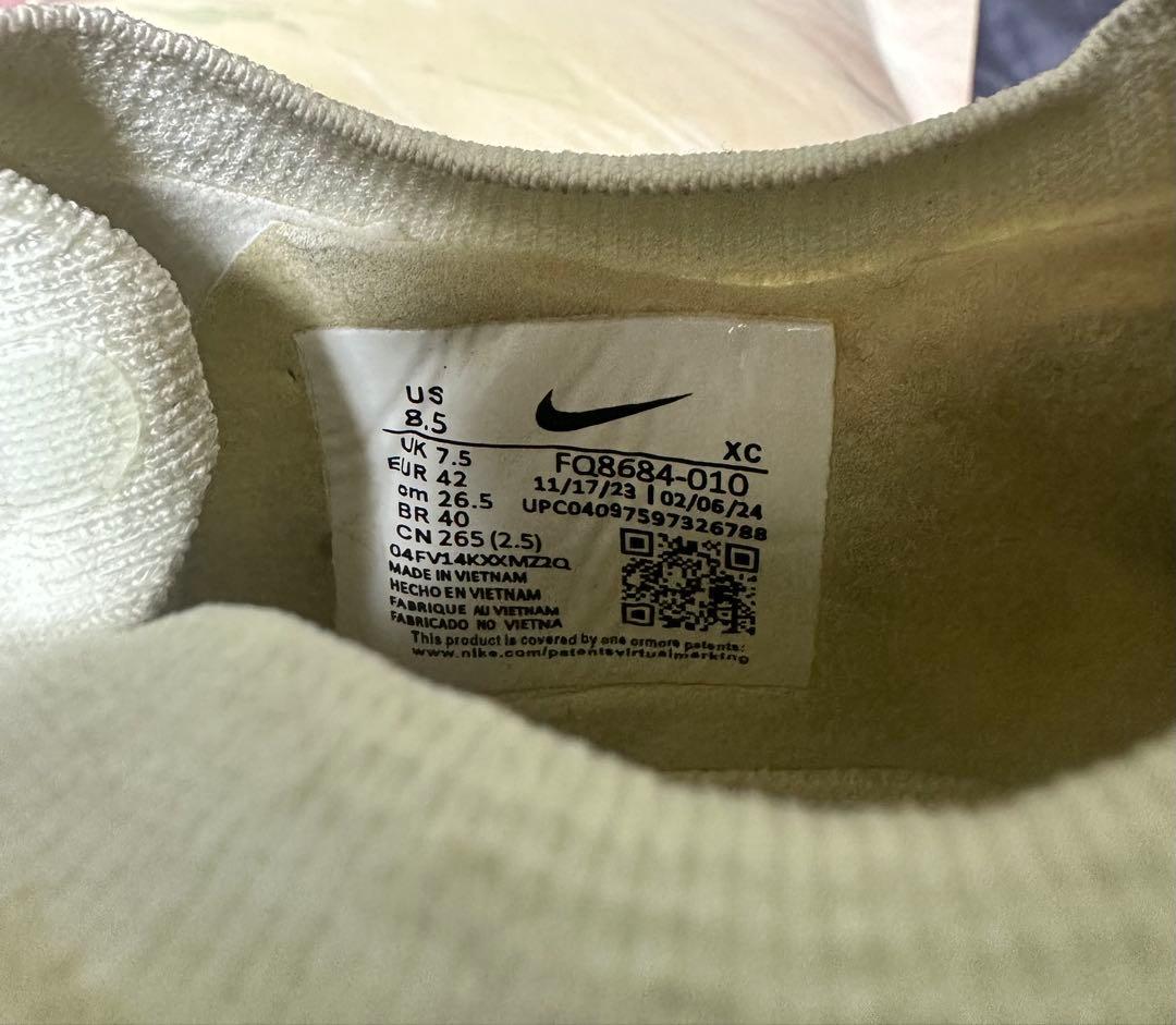 ⭐️週末限定　値下げしました。 　Nike サッカーシューズ ホワイト/ブルー