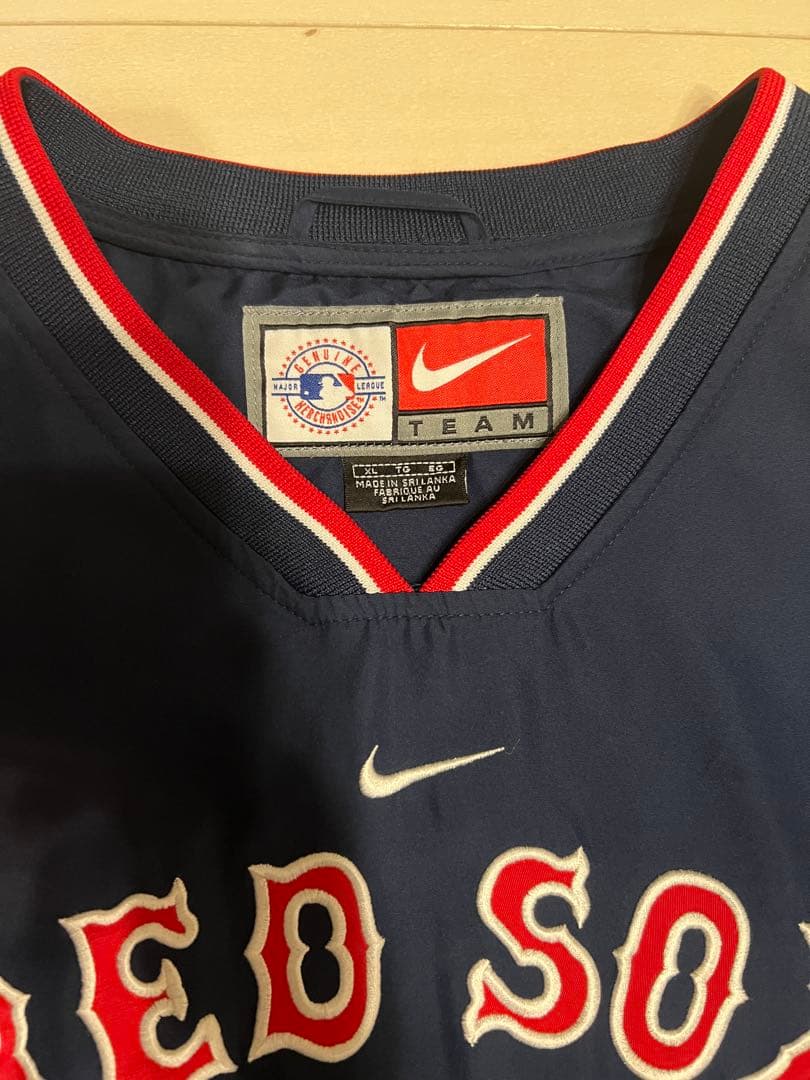 NIKE Red Sox VネックプルオーバーナイロンジャケットセンターロゴXL