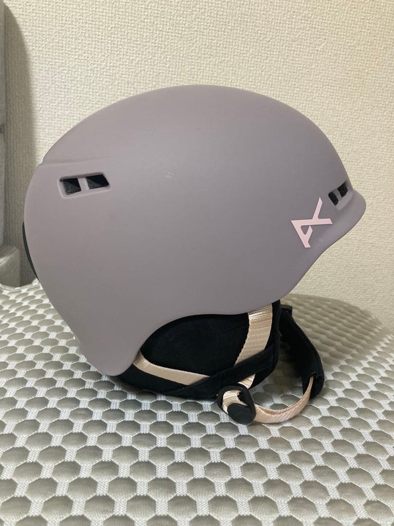 Burton スノボー　スケボー　ヘルメット