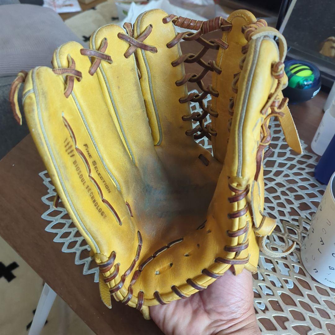 ミズノプロ軟式外野手用　人気のイチローモデル