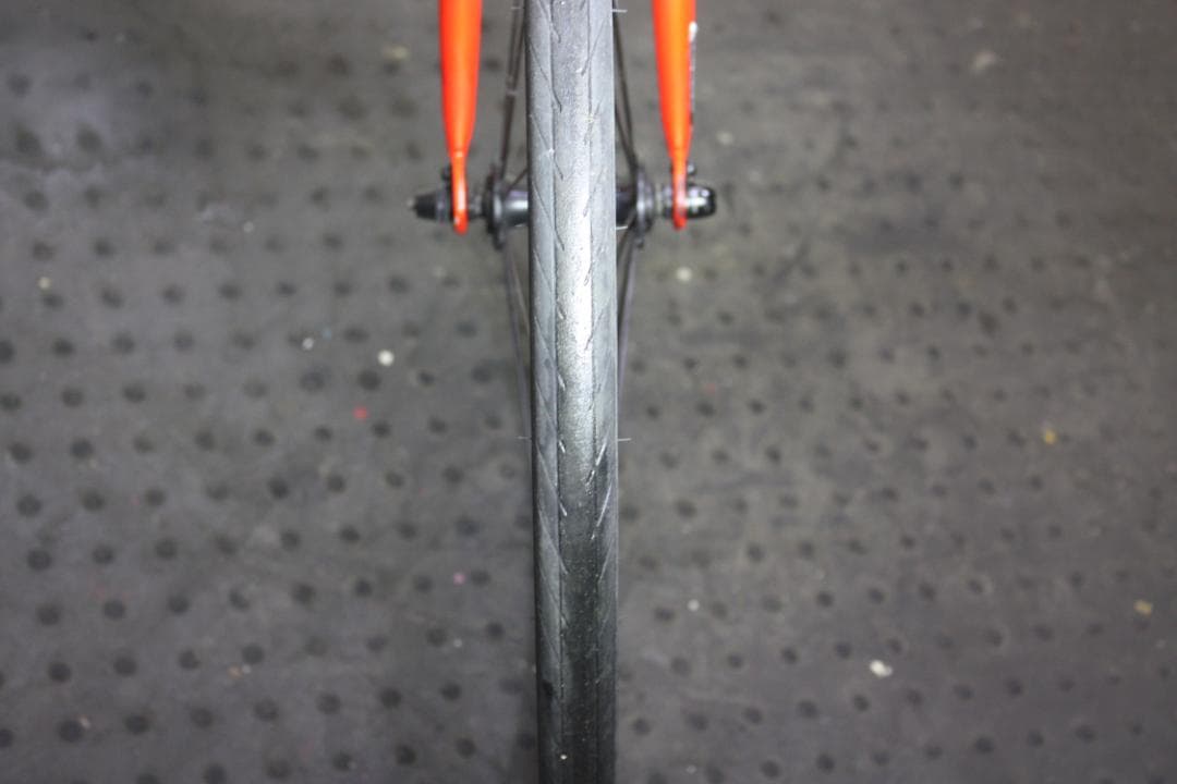 GIANT ESCAPE R3 700C 24速 500mm ORANGE色