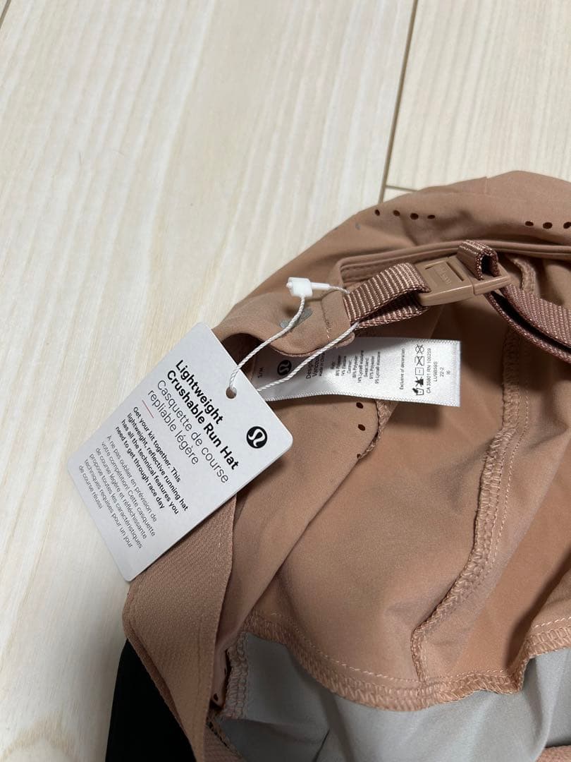 lululemon ウォーキング、ランニングハット ピンクベージュ