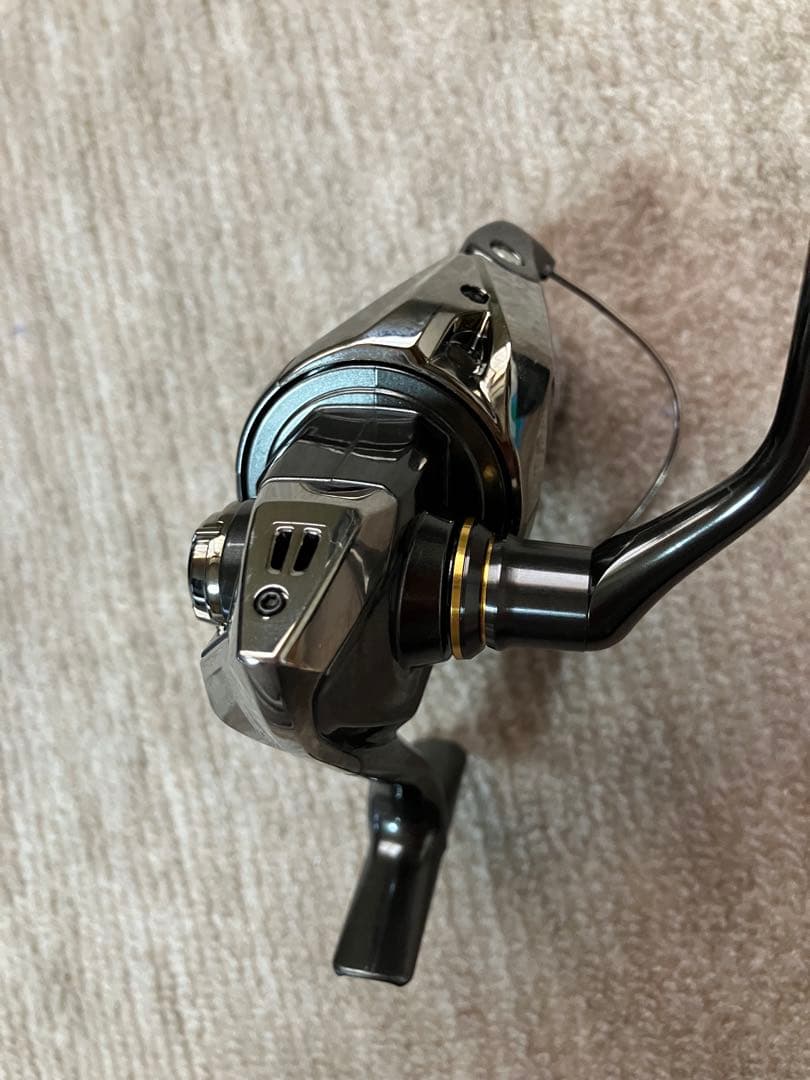 【シマノ】24ツインパワー 2500SHG（淡水のみ使用品）