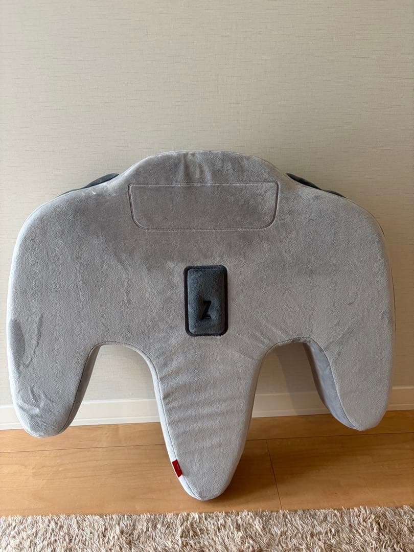Nintendo 64 コントローラー型クッション