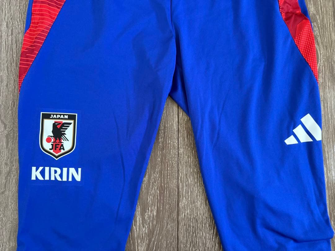 新品 サッカー 日本代表 アディダス トレーニングパンツ M