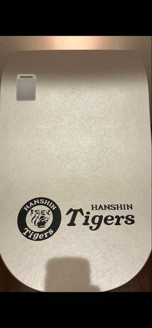 阪神タイガースTigers 優勝記念品 シルバーアラウーノL150便フタ