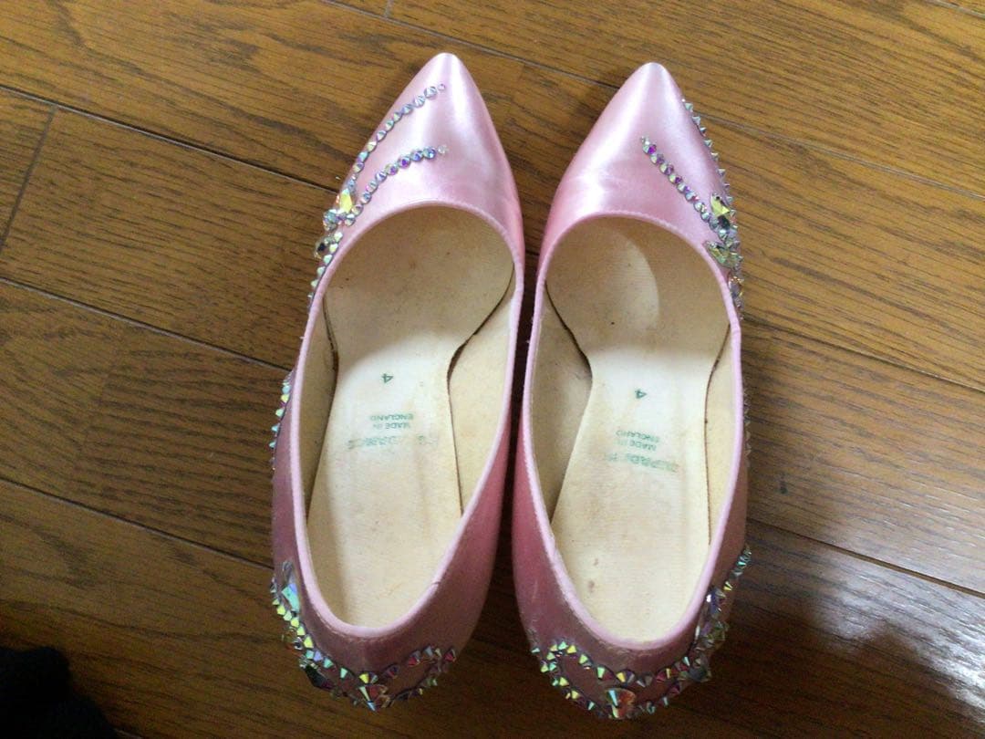 お値引き　社交ダンスシューズ￼ (石付き)