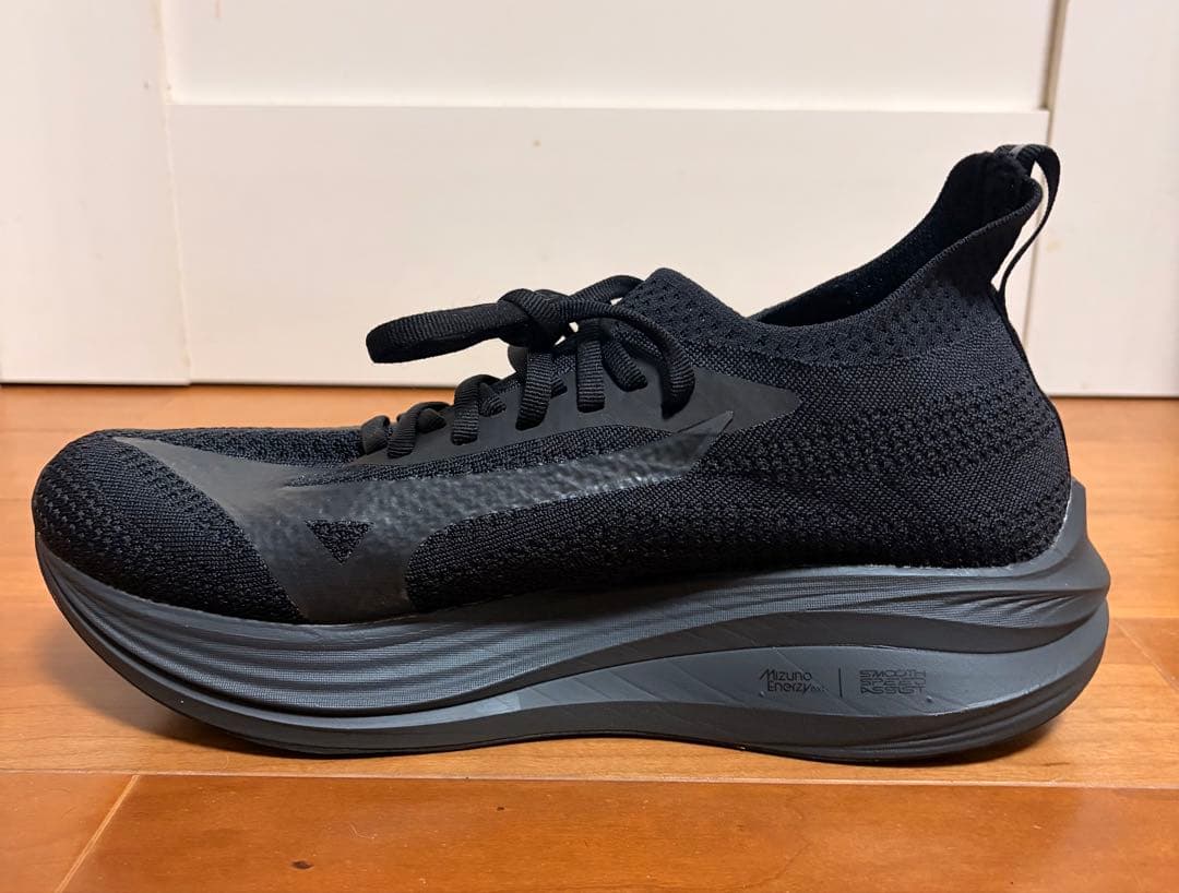 Mizuno ネオゼン ￼27.5cm