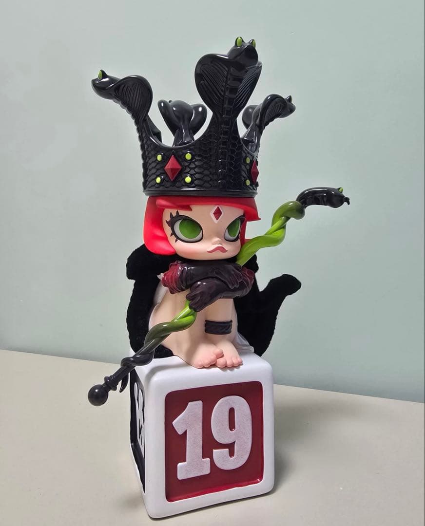 その他 POPMART Molly 19th Anniversary