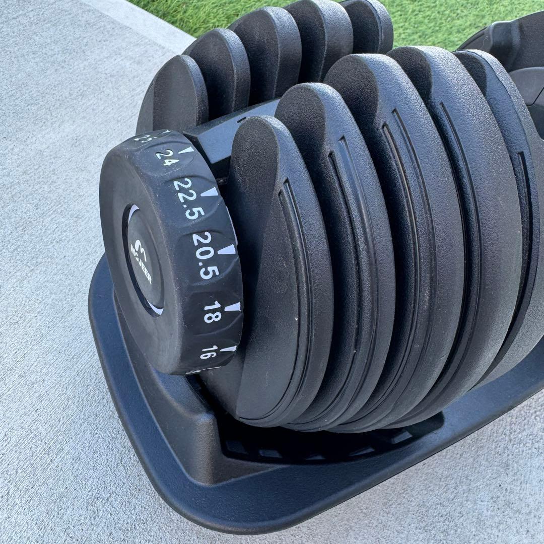 ① 可変式ダンベル　24KG　筋トレ
