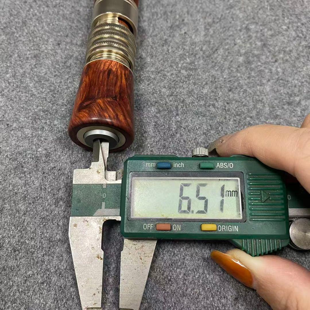 ★極上本花梨 ★スピニングタイプ　ボロンハンドル　トラウト用lure J147