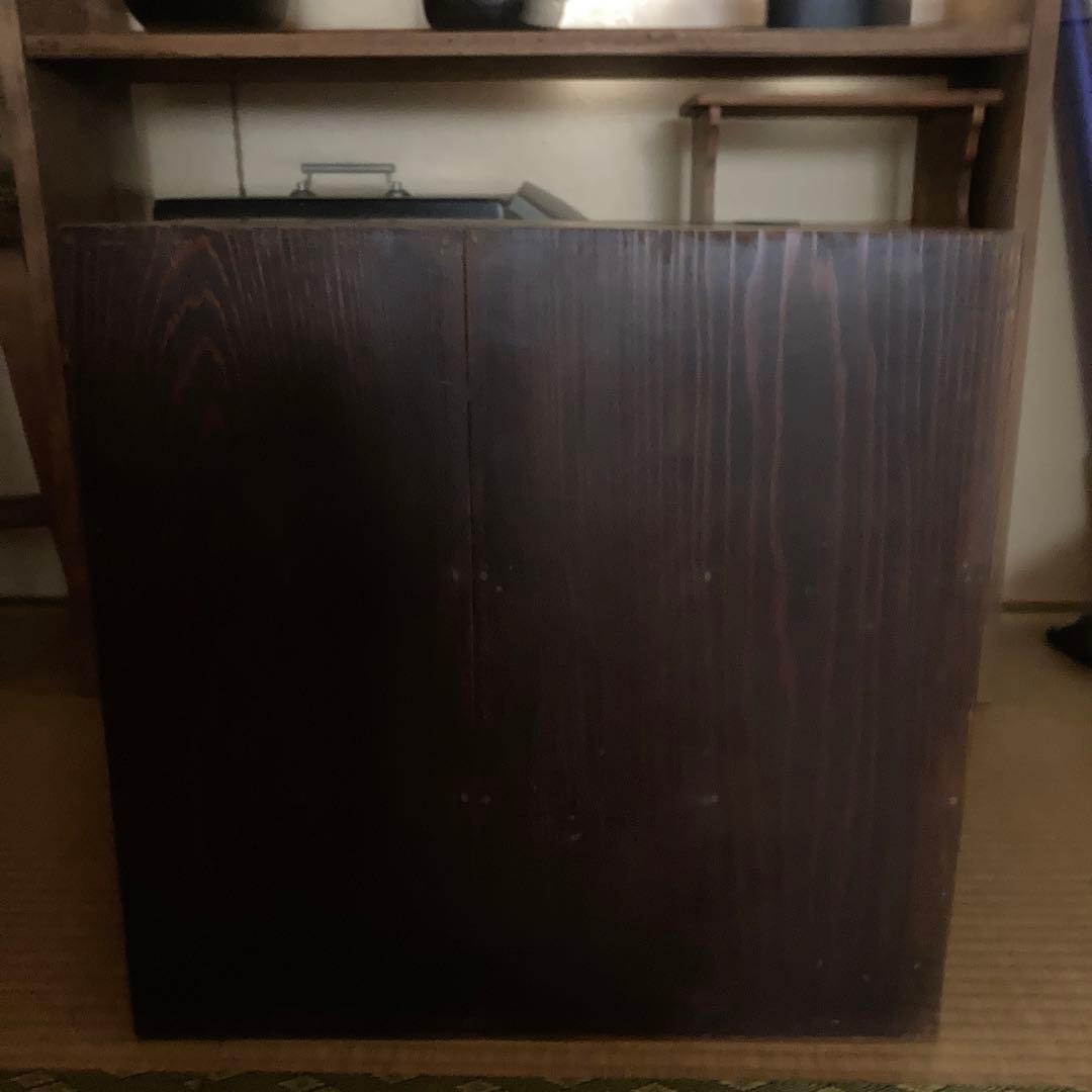 バタバタ飾り棚