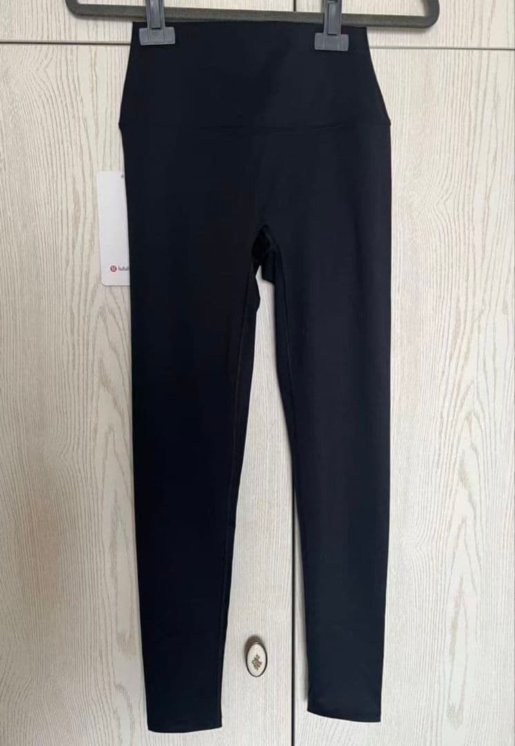 lululemon ブラック　ヨガパンツ サイズ4