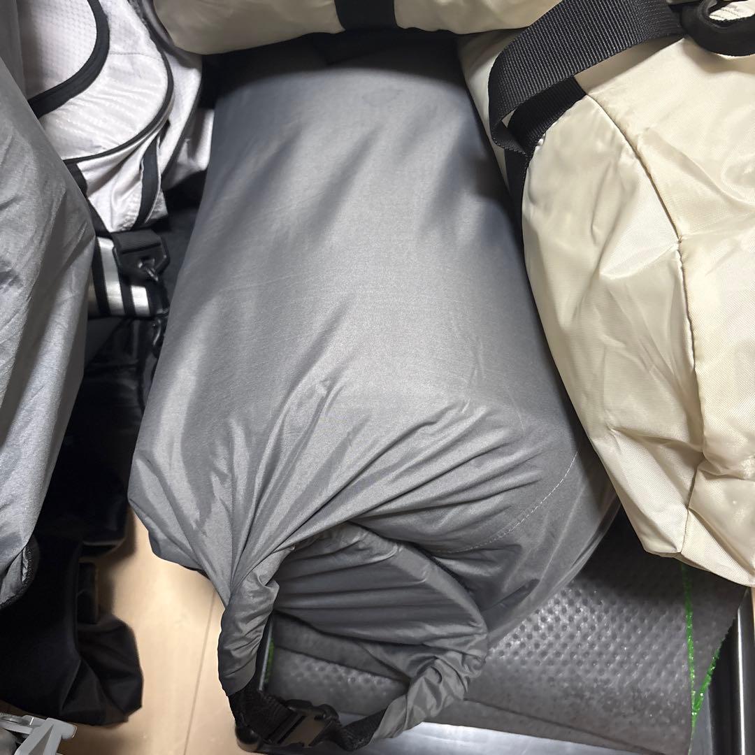 ハマ　Coleman キャンパーインフレーターマットハイピークシングル