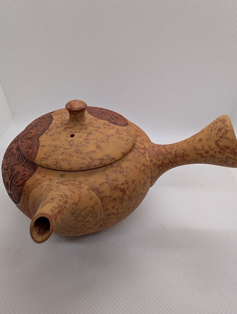 【未使用・保管品】常滑焼　瞬園　唐草雲彫急須　250cc 名工　工芸品　木箱