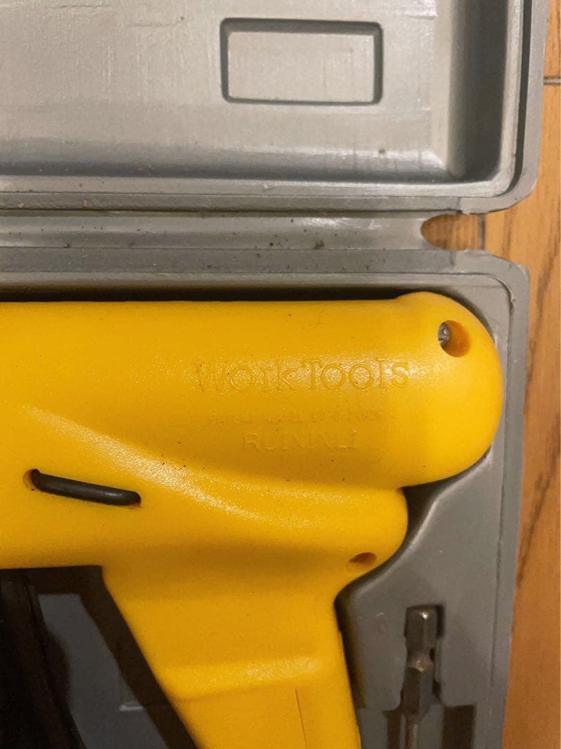 Work Tools 乾電池ドライバーセット