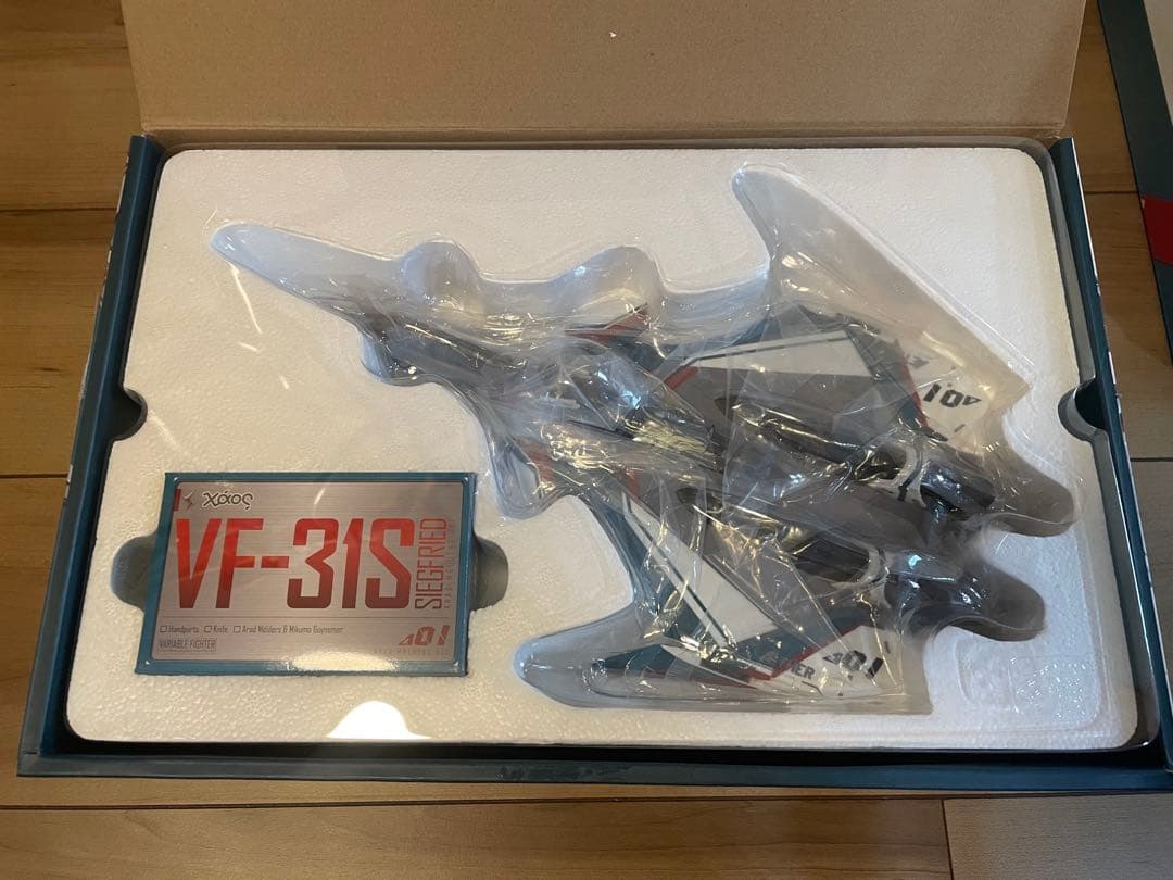 【美品】DX超合金 VF-31S ジークフリード （アラド・メルダース