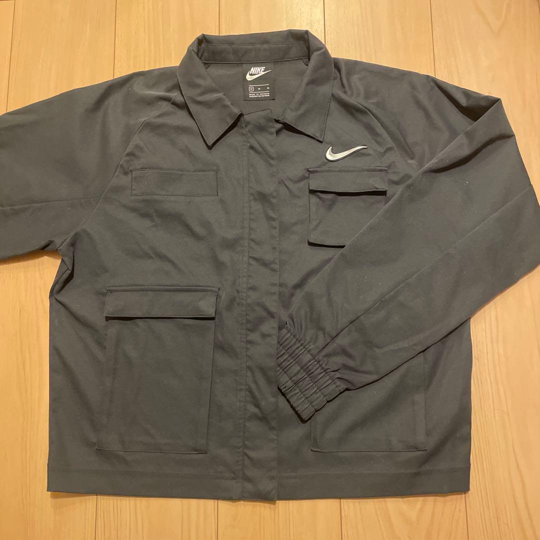 Nike ジャージ上下セット 黒　レディース