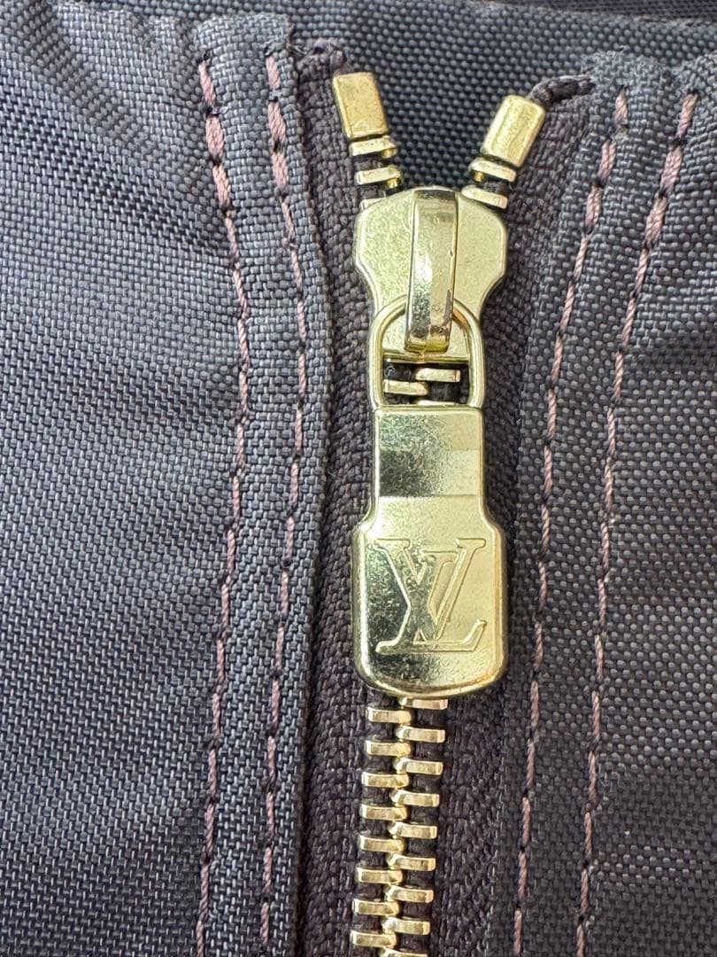 LOUIS VUITTON ブラウン衣装ケース