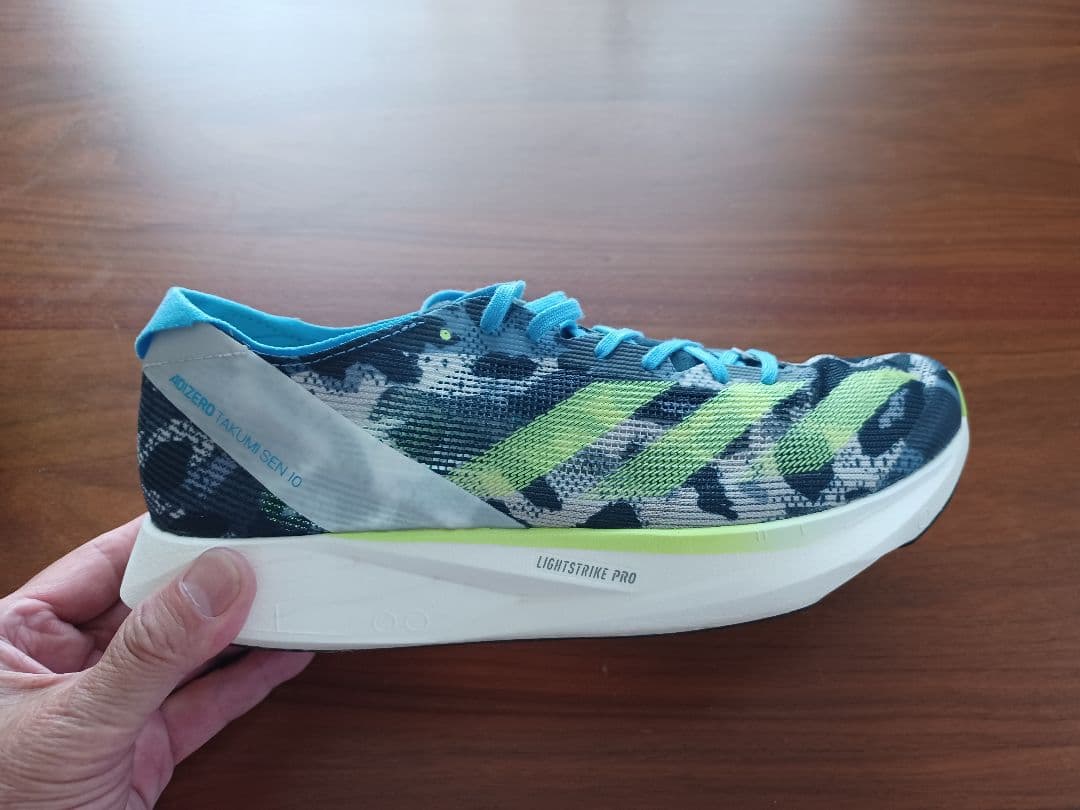 adidas ADIZERO タクミセン10