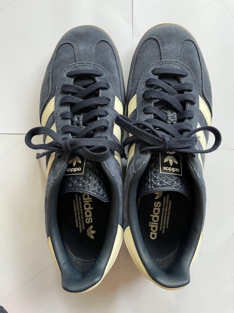 adidas GAZELLE ネイビー/ホワイト　26.5