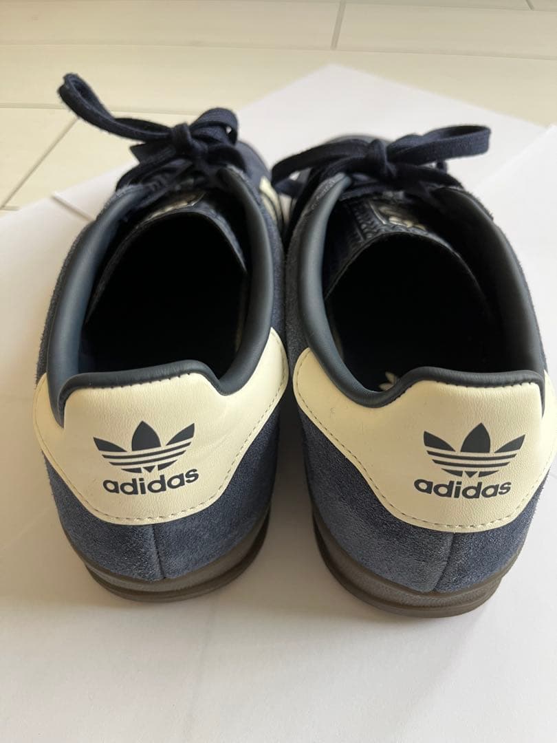 adidas GAZELLE ネイビー/ホワイト　26.5