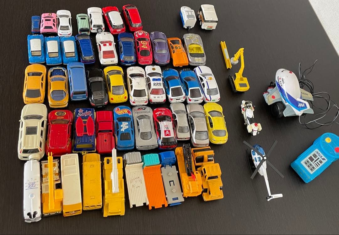 おもちゃセット ミニカー48台+α
