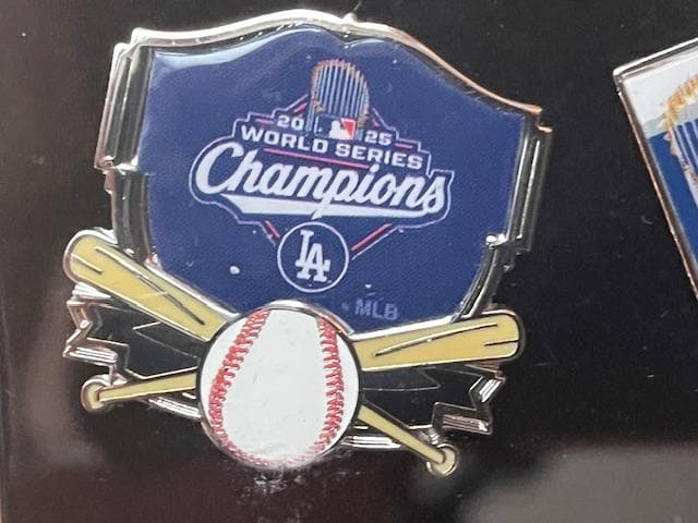 【500個限定】大谷翔平ドジャースWS優勝記念3PINバッチセット/US販売品