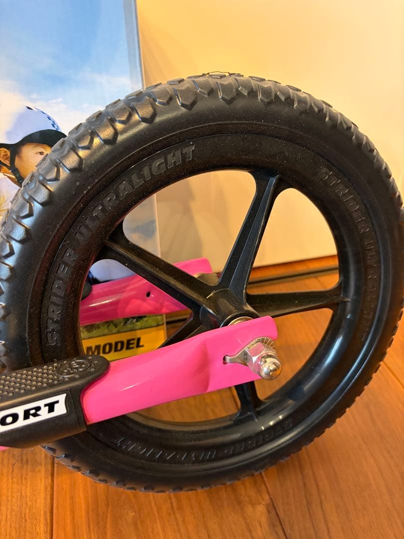 【美品】ストライダー 12インチ ピンク