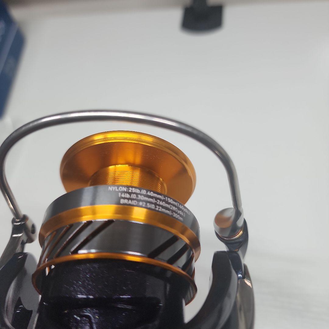 【美品】DAIWA 20 レブロス LT5000D-CH スピニングリール