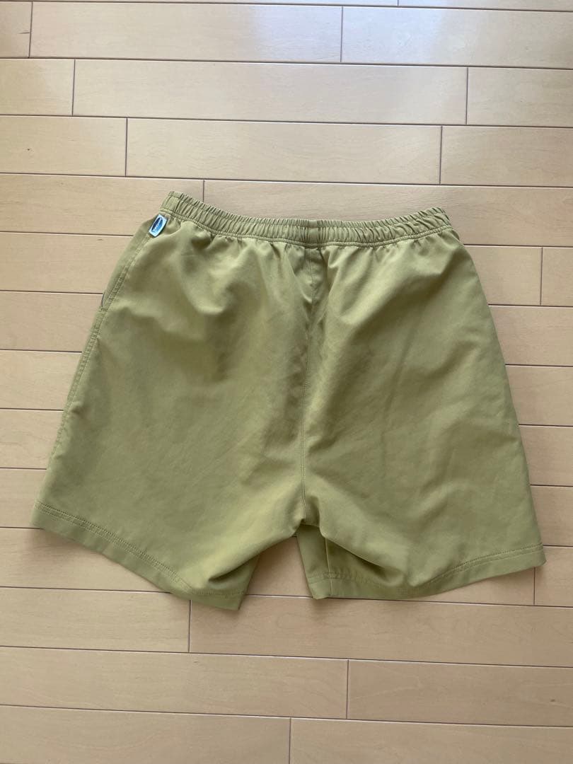YONEXヨネックス　バドミントン・テニス用　ハーフパンツ　Mサイズ　金ゴールド