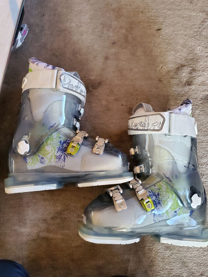 salomonカービング141ブーツ22～22.5cmストック　セット