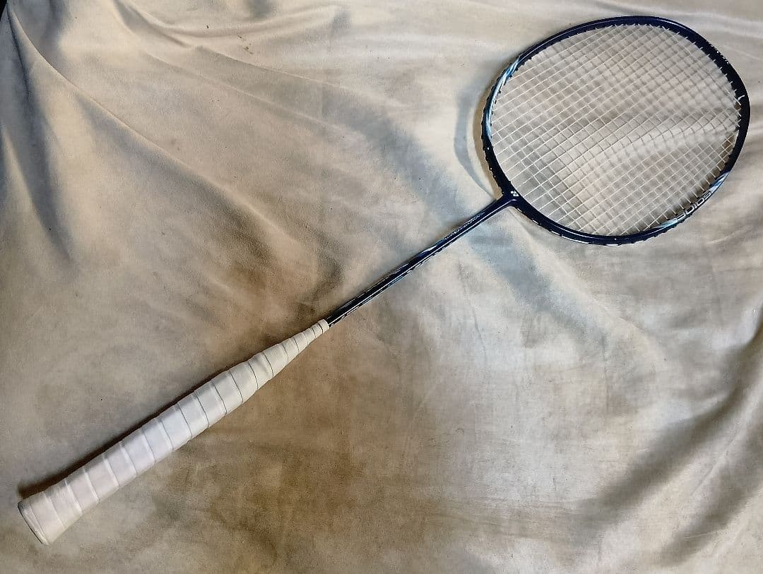 YONEX/ヨネックス ASTROX LITE 27i Nanomesh Neo