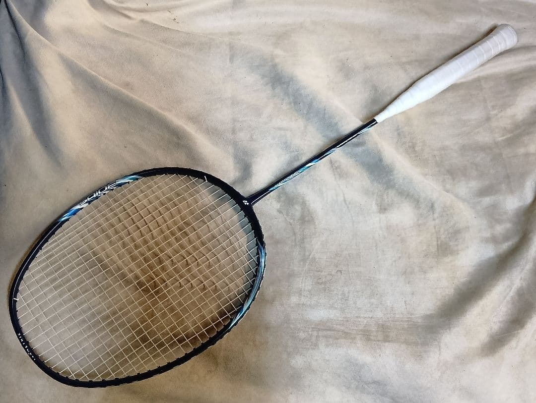 YONEX/ヨネックス ASTROX LITE 27i Nanomesh Neo