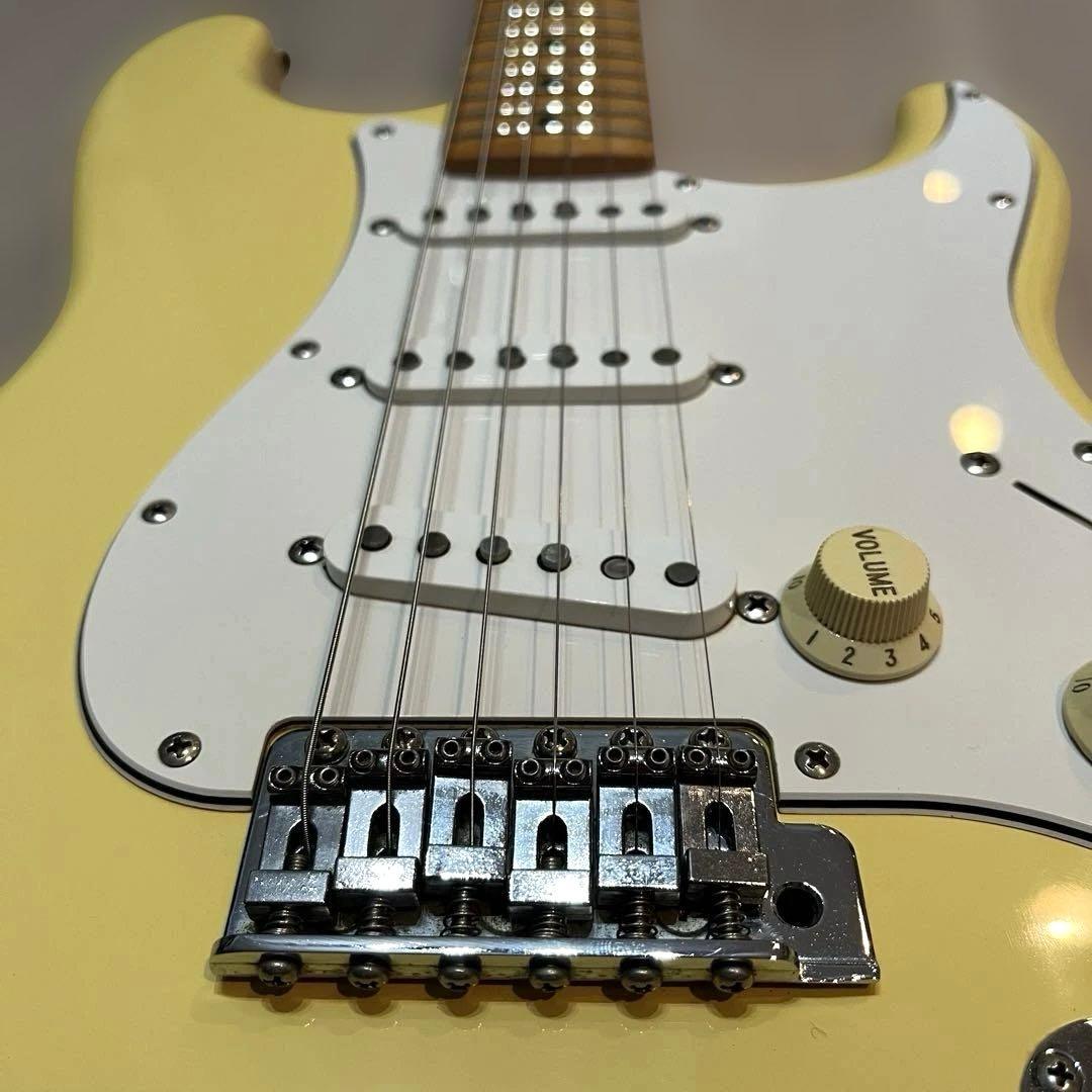 ギター Fender Japan ST72 US Yellow White