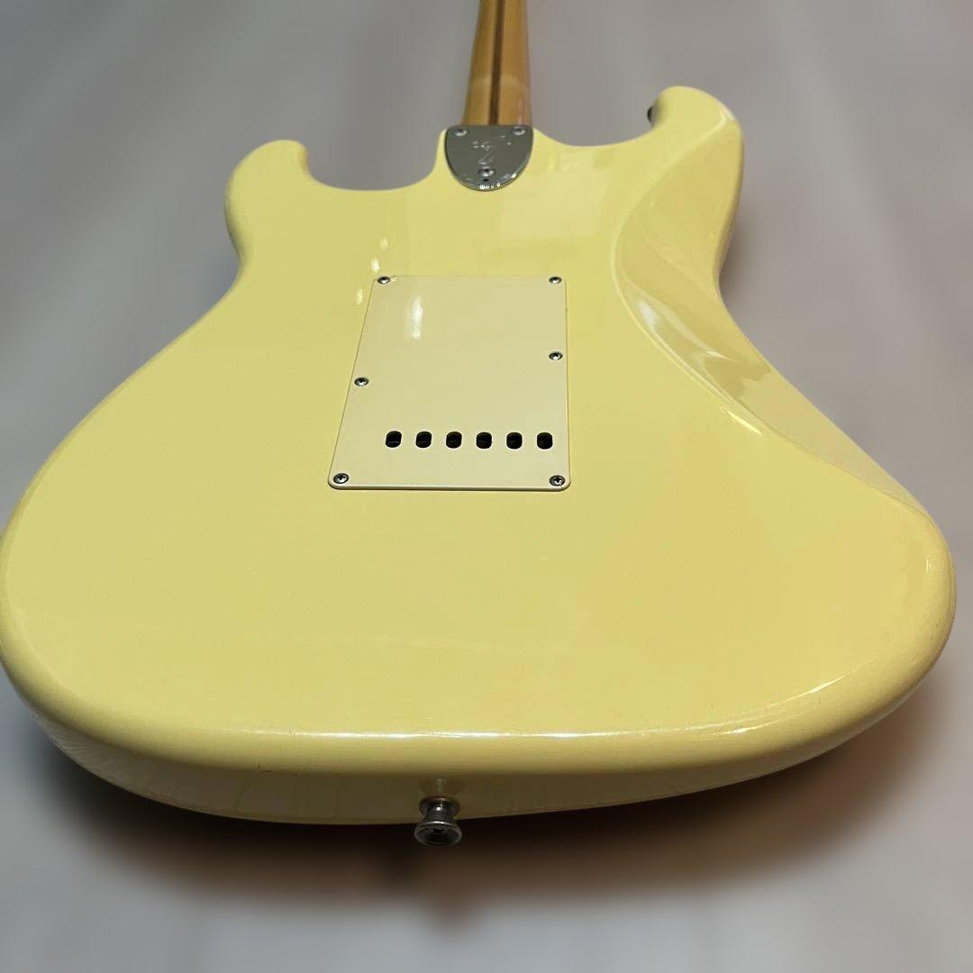 ギター Fender Japan ST72 US Yellow White