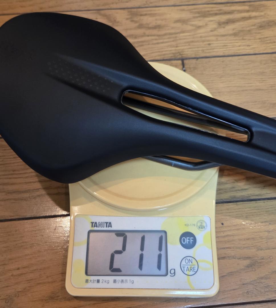 新品 Fizik VENTO 　（フィジーク）
