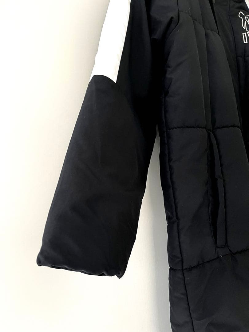 【美品】New Balance ブラックベンチコート バスケ　サッカー　野球
