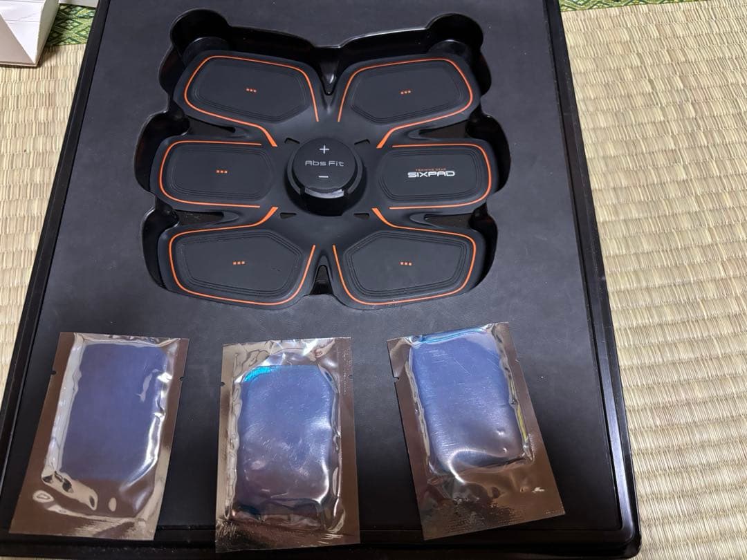 【美品】SIXPAD アブズフィット2(Abs Fit 2)