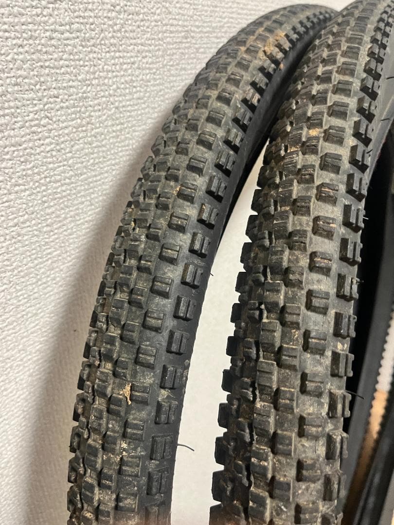 エッホエッホ　MSC TIRES ROLLER 2本セットって伝えなきゃ