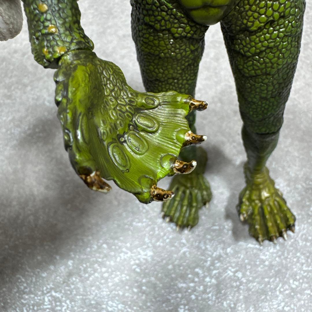 ユニバーサルモンスターズ 大アマゾンの半魚人 ギルマン フィギュア サイドショウ