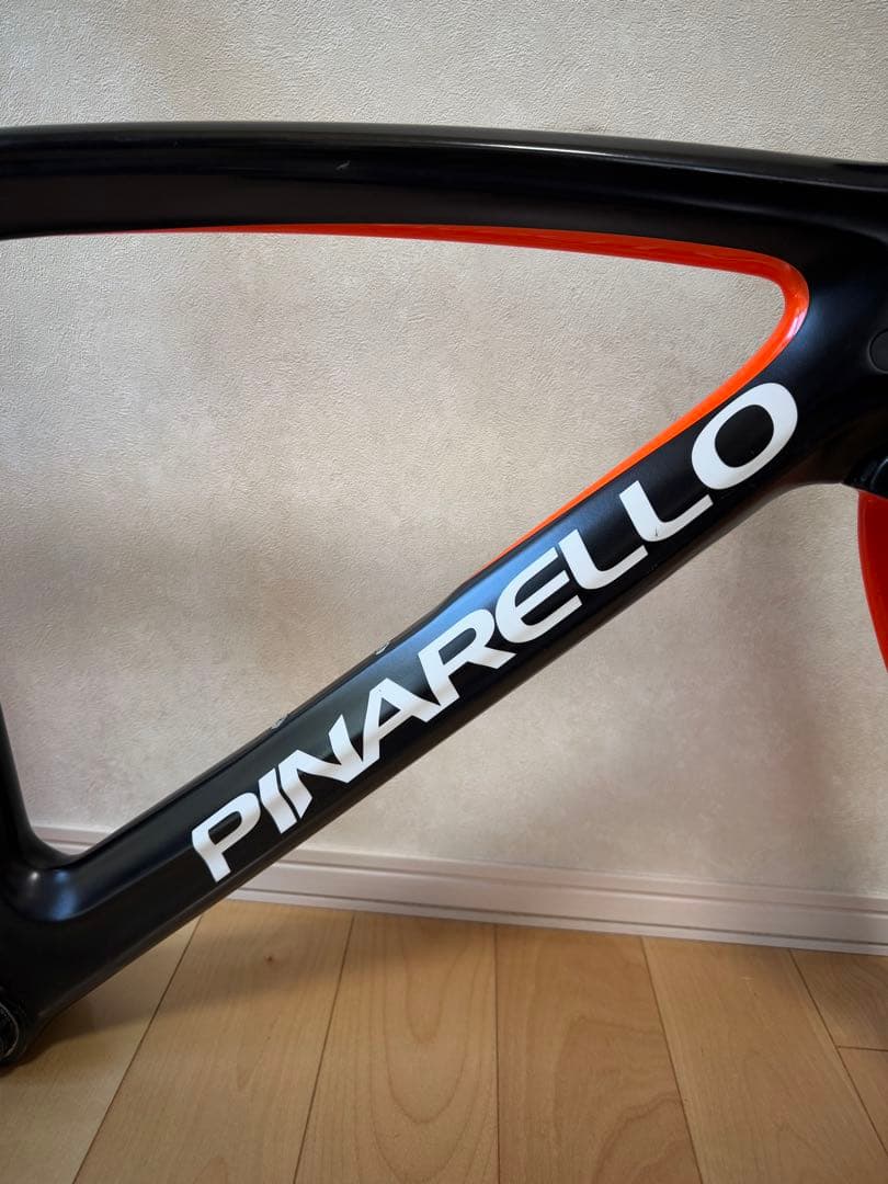 PINARELLO DOGMA 65.1フレーム ブラック/オレンジ