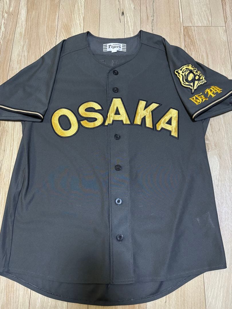 阪神タイガース 近本光司ユニフォーム Mサイズ ブラックダイナマイトシリーズ