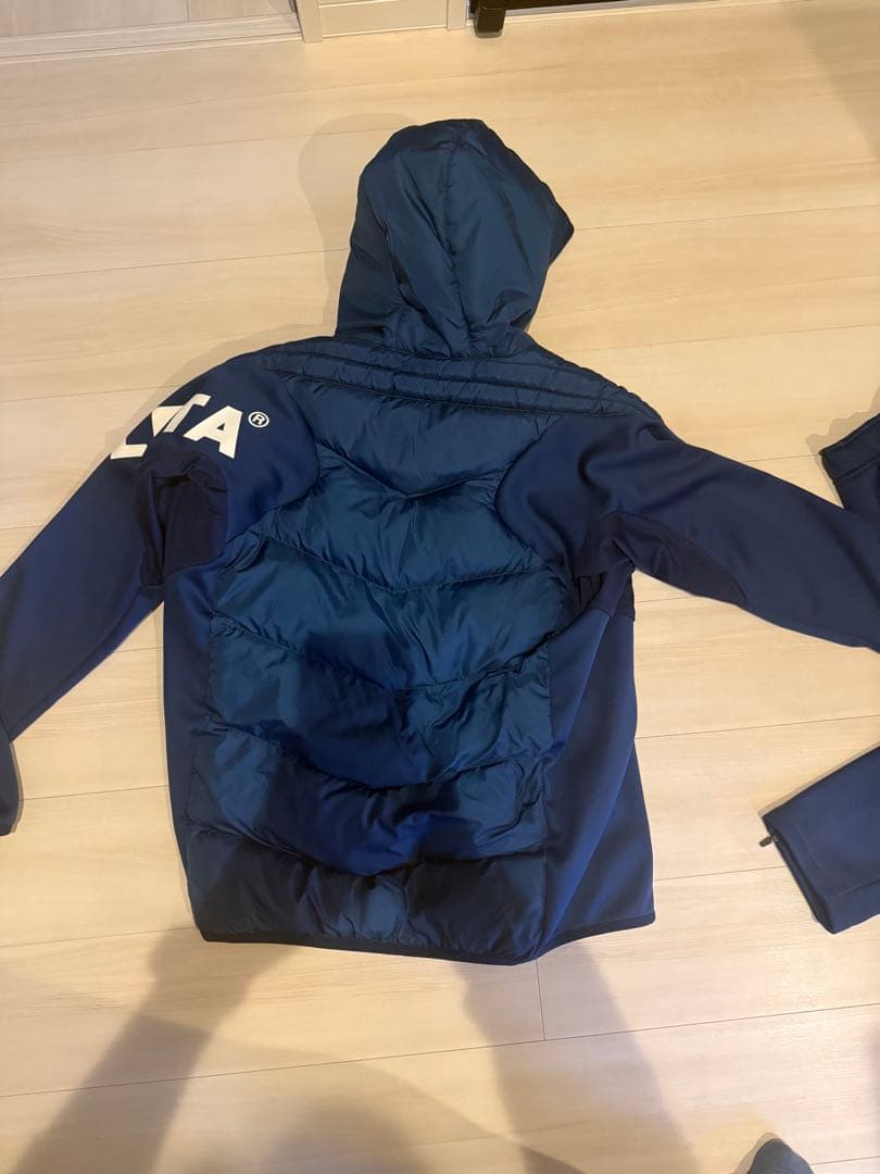 ATHLETA 中綿ウォーム 上下セット ネイビー