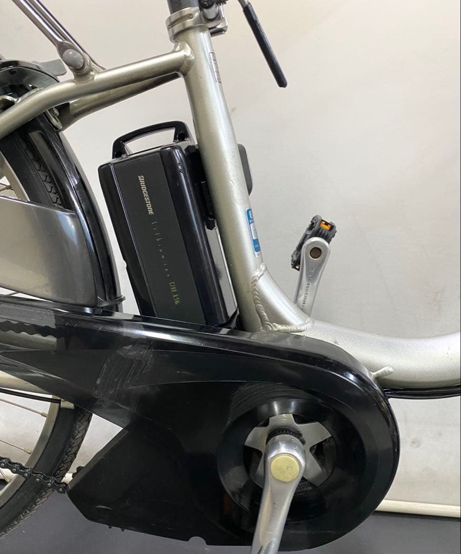 1年保証 送料無料　ヤマハ　パスナチュラ　26インチ　銀色　電動アシスト自転車