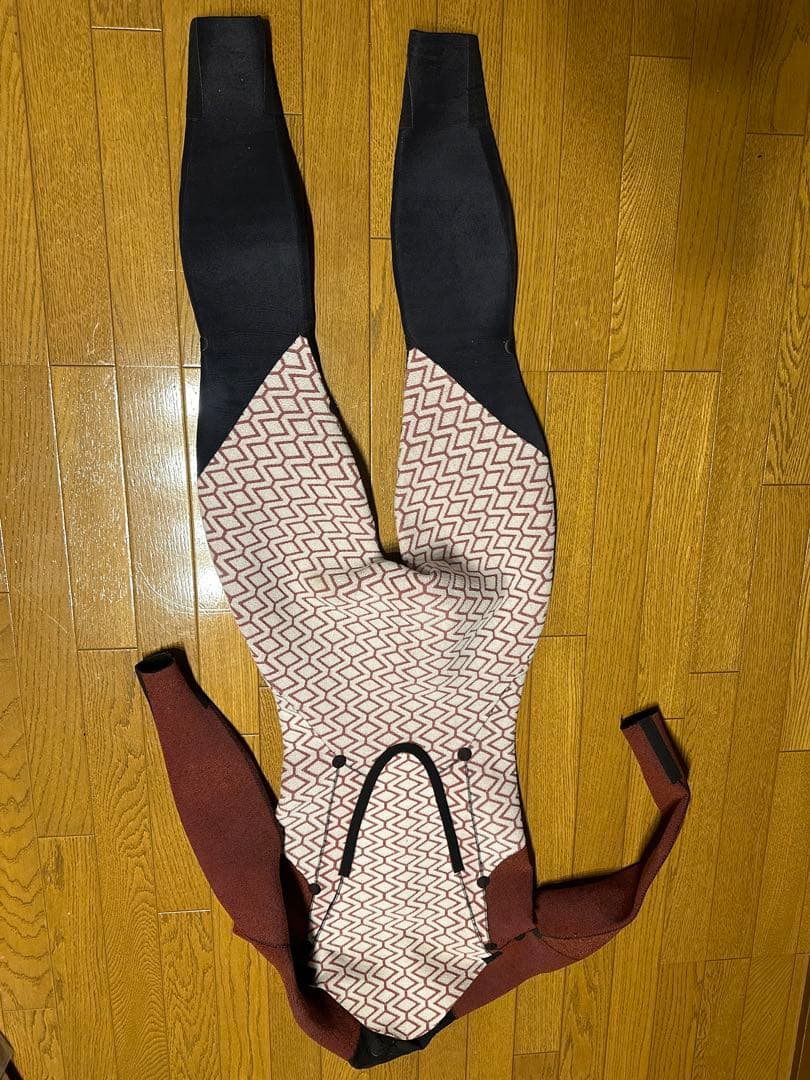 Quiksilver AQUA α® Mサイズ 4x3セミドライ