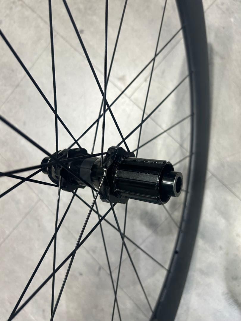 BONTRAGER Aeolus Pro 51 TLRカーボンホイールセット