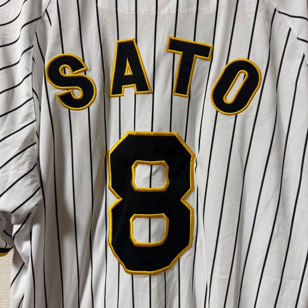 ［最安値］　激レア　阪神タイガース　佐藤輝明　サトテル　ユニホーム　XO