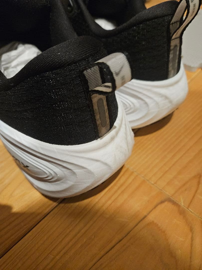 Nike ボメロプラス メンズ 25.5cm ブラック＆ホワイト