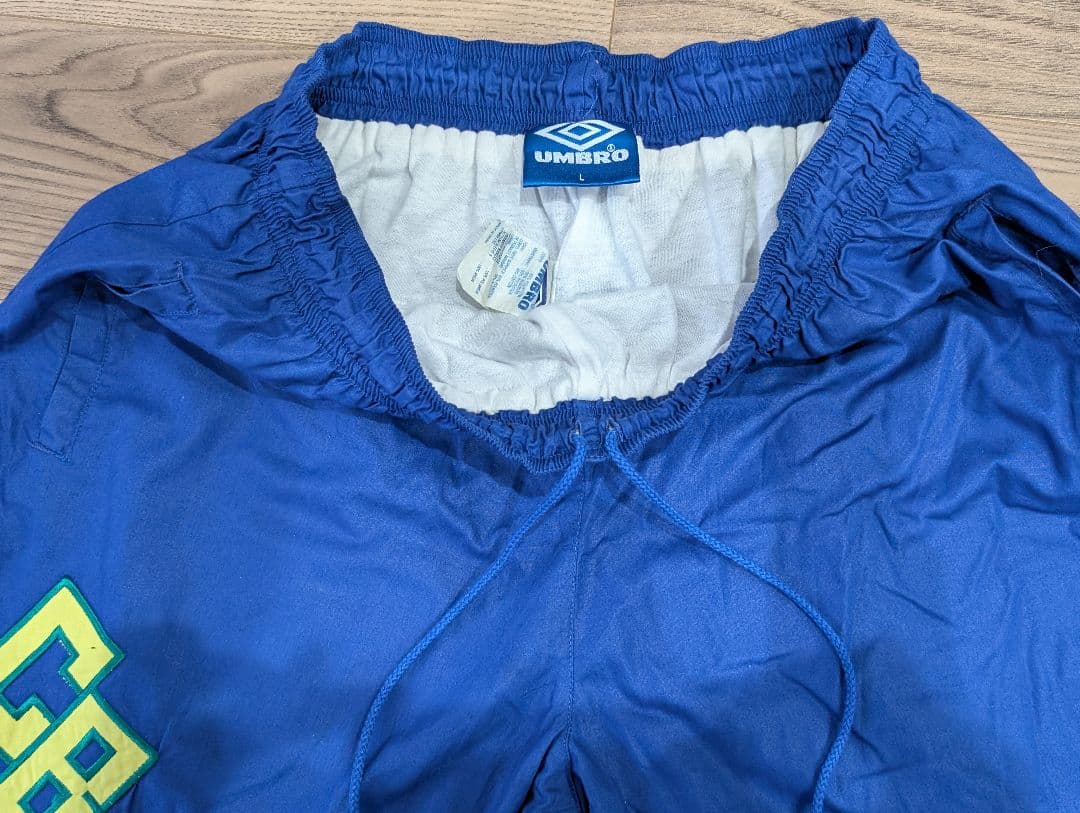 90s Vintage Umbro ブラジル代表 ウィンドブレーカー